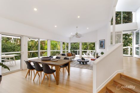 Property photo of 10 Moonare Crescent Noosa Heads QLD 4567