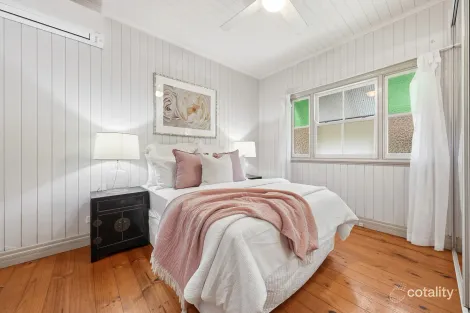 Property photo of 83 Coopers Camp Road Bardon QLD 4065