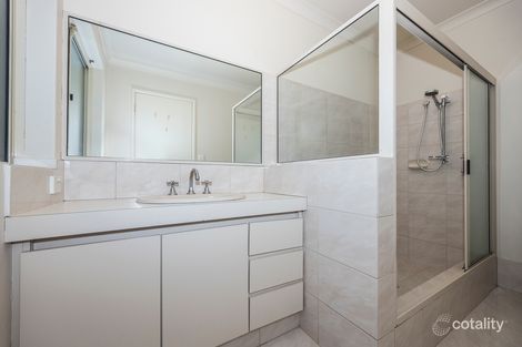 Property photo of 21 Desault Cove Ballajura WA 6066