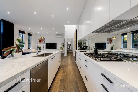 Property photo of 2 Sycamore Grove Balaclava VIC 3183