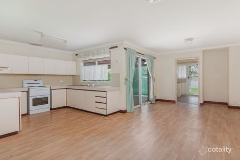 Property photo of 8 Raeside Crescent Cooloongup WA 6168