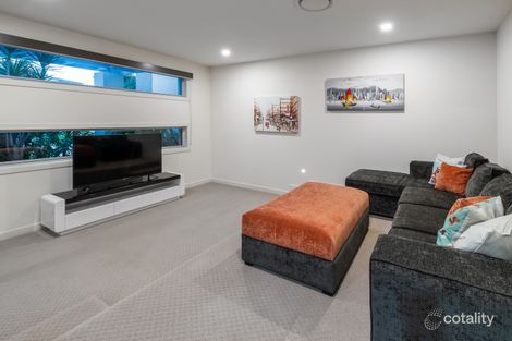 Property photo of 2121 Riverside Drive Hope Island QLD 4212