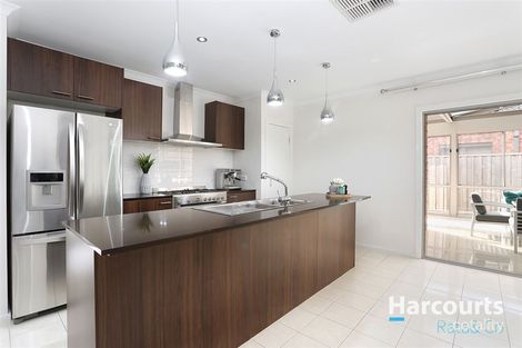 Property photo of 31 Evolve Esplanade Wollert VIC 3750