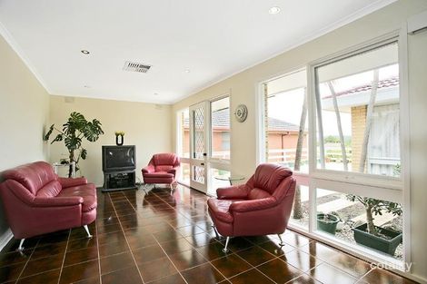 Property photo of 36 Robert Street Bulleen VIC 3105