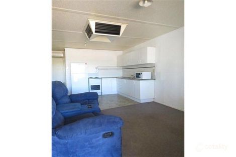 Property photo of 2/93-95 Miscamble Street Roma QLD 4455