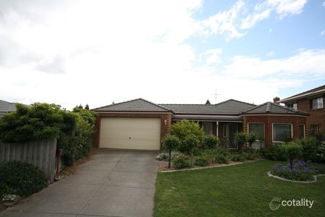 10 Dunmow Cres, Hamlyn Heights, VIC 3215