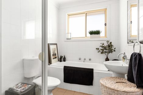 Property photo of 35A Baxter Crescent Glendenning NSW 2761