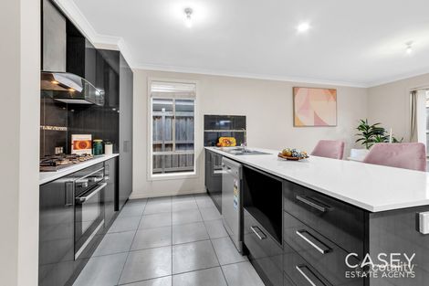 Property photo of 14 Dartnell Street Cranbourne East VIC 3977