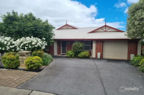 18 Woodlake Dr, Craigburn Farm, SA 5051
