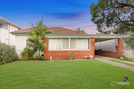 66 Tennyson Rd, Greenacre, NSW 2190