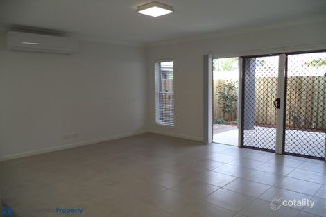 Property photo of 2/9 Cranley Street South Toowoomba QLD 4350