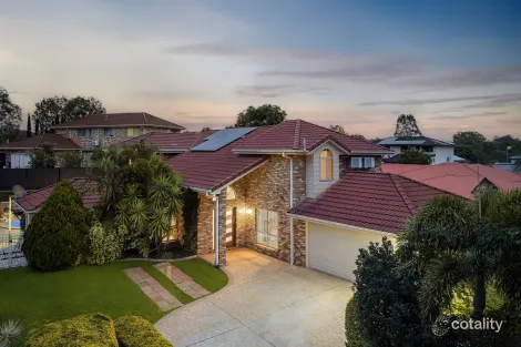 Property photo of 142 Oldfield Road Sinnamon Park QLD 4073