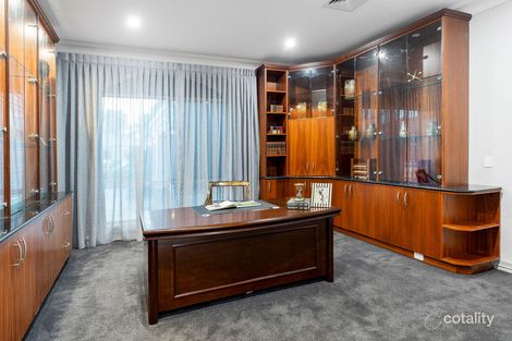 Property photo of 3113 Riverleigh Drive Hope Island QLD 4212