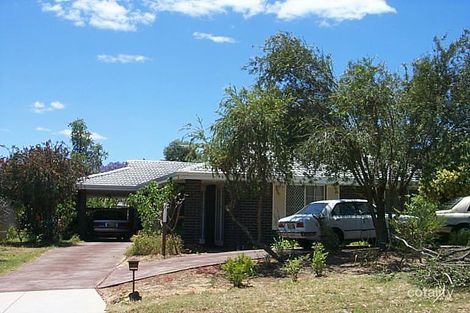 9 Blackburne Dr, Kelmscott, WA 6111