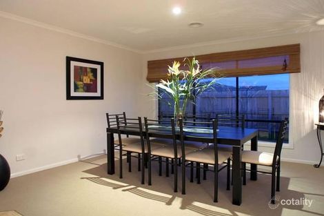 Property photo of 3 Gilbert Place Berwick VIC 3806