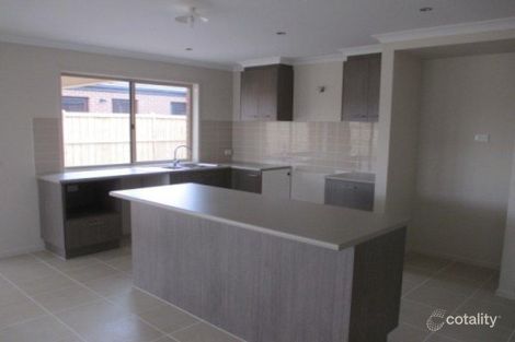 Property photo of 1 Aura Street Clyde North VIC 3978