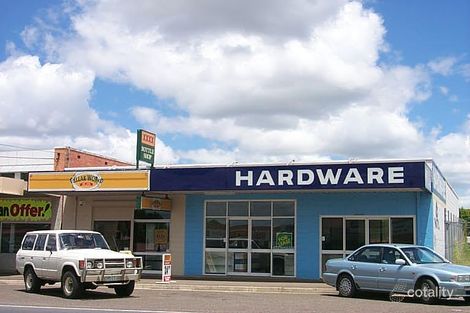 32 Downs St, North Ipswich, QLD 4305