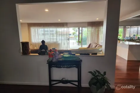 Property photo of 21 Savoy Drive Broadbeach Waters QLD 4218