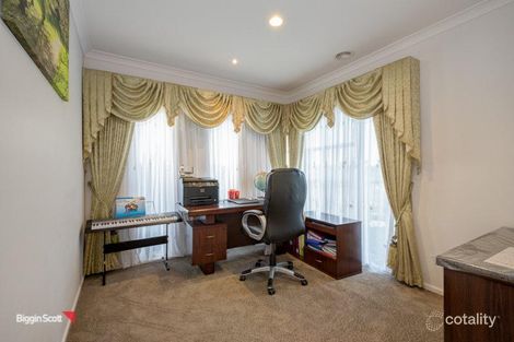 Property photo of 1 Aspera Place Cranbourne North VIC 3977