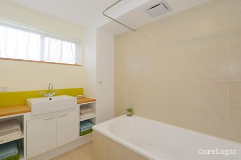 Property photo of 1/172 Norman Avenue Norman Park QLD 4170