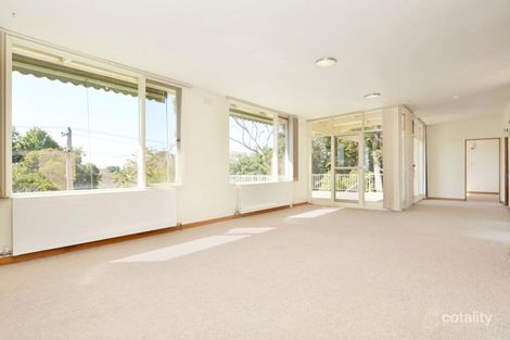 Property photo of 90 Greythorn Road Balwyn North VIC 3104