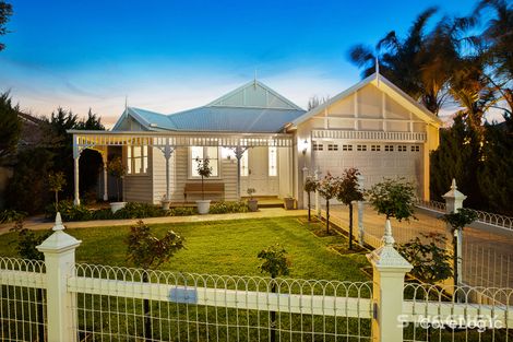 Property photo of 38 Bracken Grove Altona VIC 3018