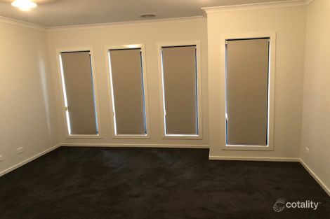 Property photo of 60 Cinnamara Circuit Tarneit VIC 3029