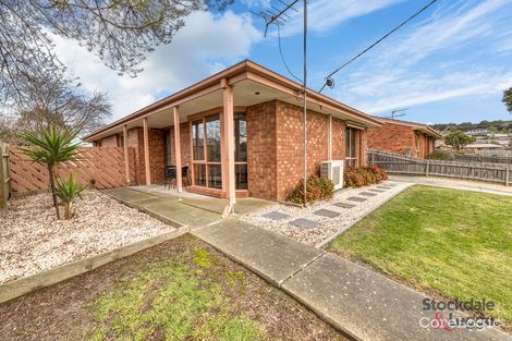 Property photo of 17 Randall Crescent Moe VIC 3825