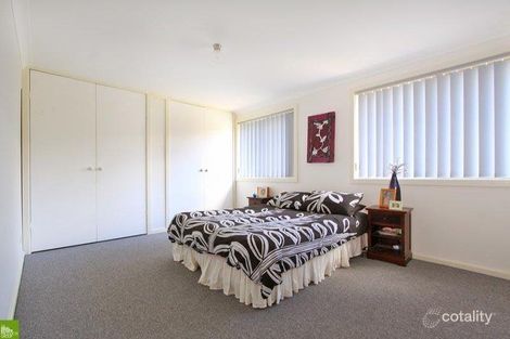 Property photo of 1/5 Melinda Grove Lake Heights NSW 2502