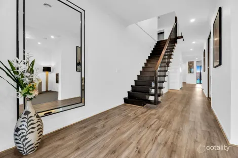 Property photo of 122 Silverwattle Drive Lyndhurst VIC 3975