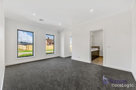 Property photo of 3 Janoli Street Mickleham VIC 3064