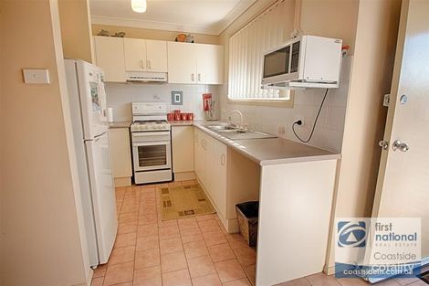 Property photo of 1/37 Reddall Parade Lake Illawarra NSW 2528