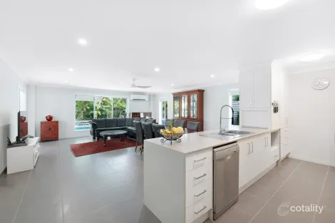 Property photo of 7 Ashling Way Oxenford QLD 4210