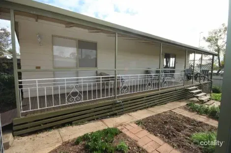 8 Rudd St, Turvey Park, NSW 2650