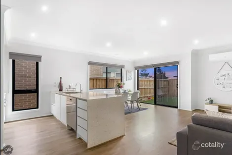 Property photo of 19 Waugh Street Rockbank VIC 3335