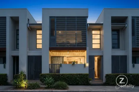 10/9 MOORES CRES, VARSITY LAKES, QLD 4227