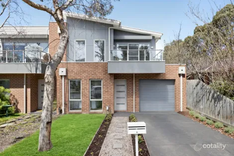 2/17 Genista Ave, Boronia, VIC 3155