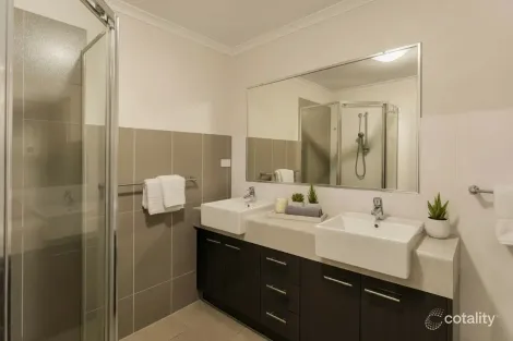 Property photo of 3/448 Oxley Avenue Redcliffe QLD 4020