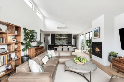 Property photo of 58 Bose Street Mount Duneed VIC 3217