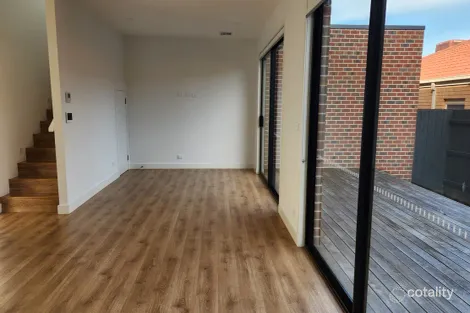 Property photo of 3/24 Manoon Road Clayton South VIC 3169