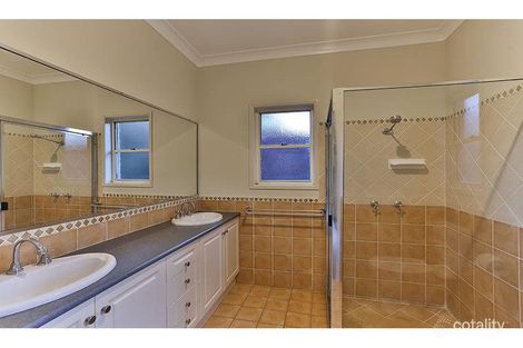 Property photo of 16 Tara Court Highfields QLD 4352