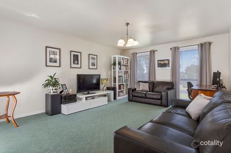 Property photo of 22 The Crossway Keilor East VIC 3033