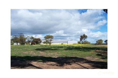 77 Harvey St, Dumbleyung, WA 6350