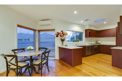 Property photo of 2/17 York Street Mornington VIC 3931