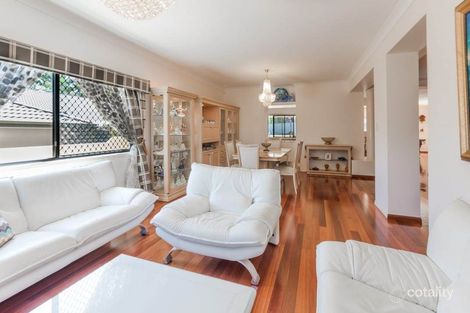 Property photo of 91 Arun Drive Arundel QLD 4214