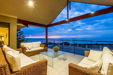 Property photo of 214 Ocean Drive Quinns Rocks WA 6030