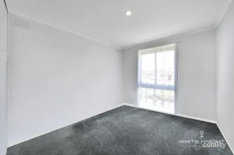 Property photo of 21 Wintersun Drive Albanvale VIC 3021