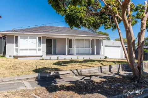 10 Narambi Cres, Frankston, VIC 3199