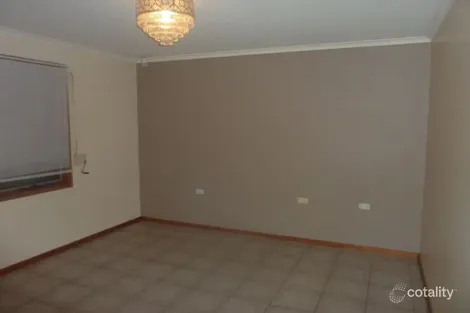 Property photo of 8 Venlo Court Salisbury Downs SA 5108