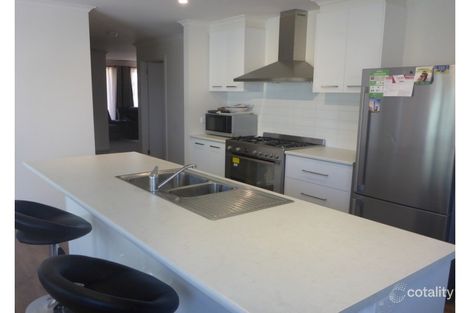 Property photo of 6 Victoria Cross Parade Wodonga VIC 3690